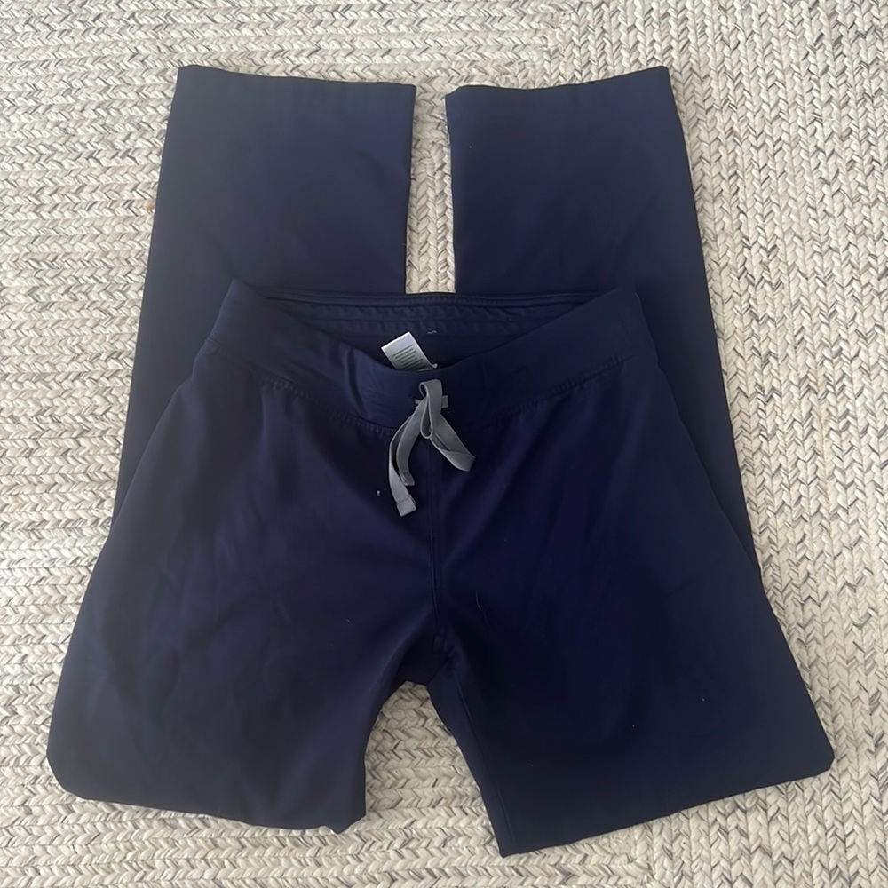 Livingston scrub pants